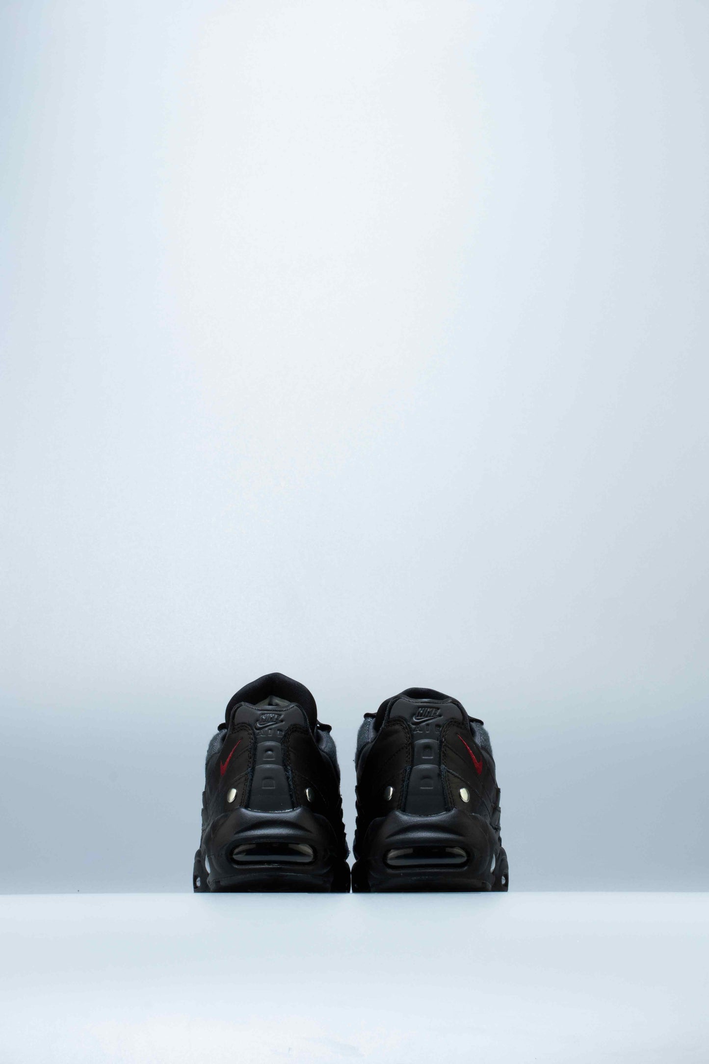 Air Max 95 NRG Jacket Pack Mens Shoe Black Team Red Anthracite