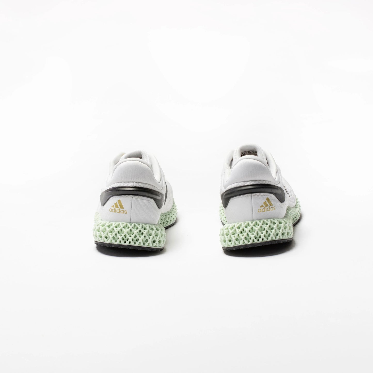 4D Run 10 Mens Running Shoe White Black Gold Metallic Mint