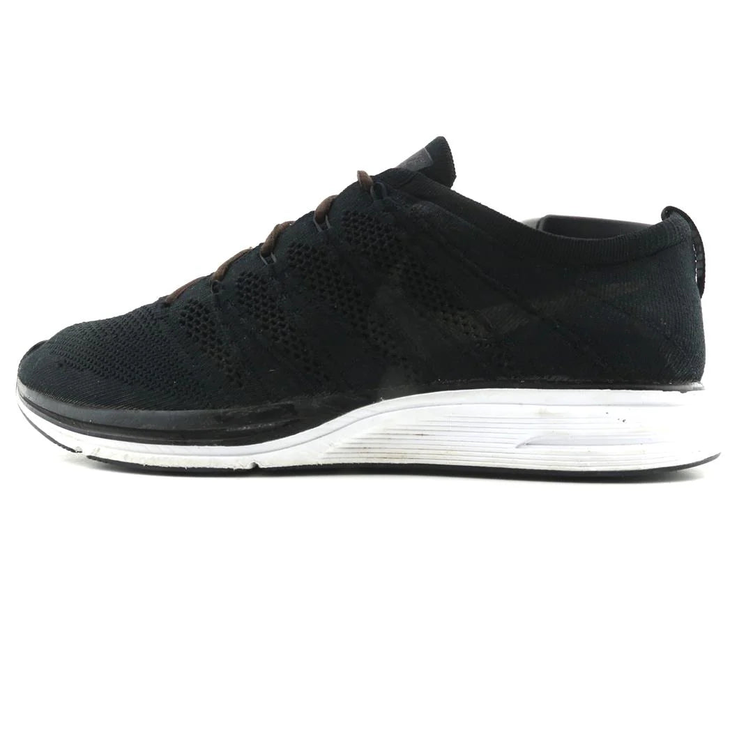 FLYKNIT TRAINER