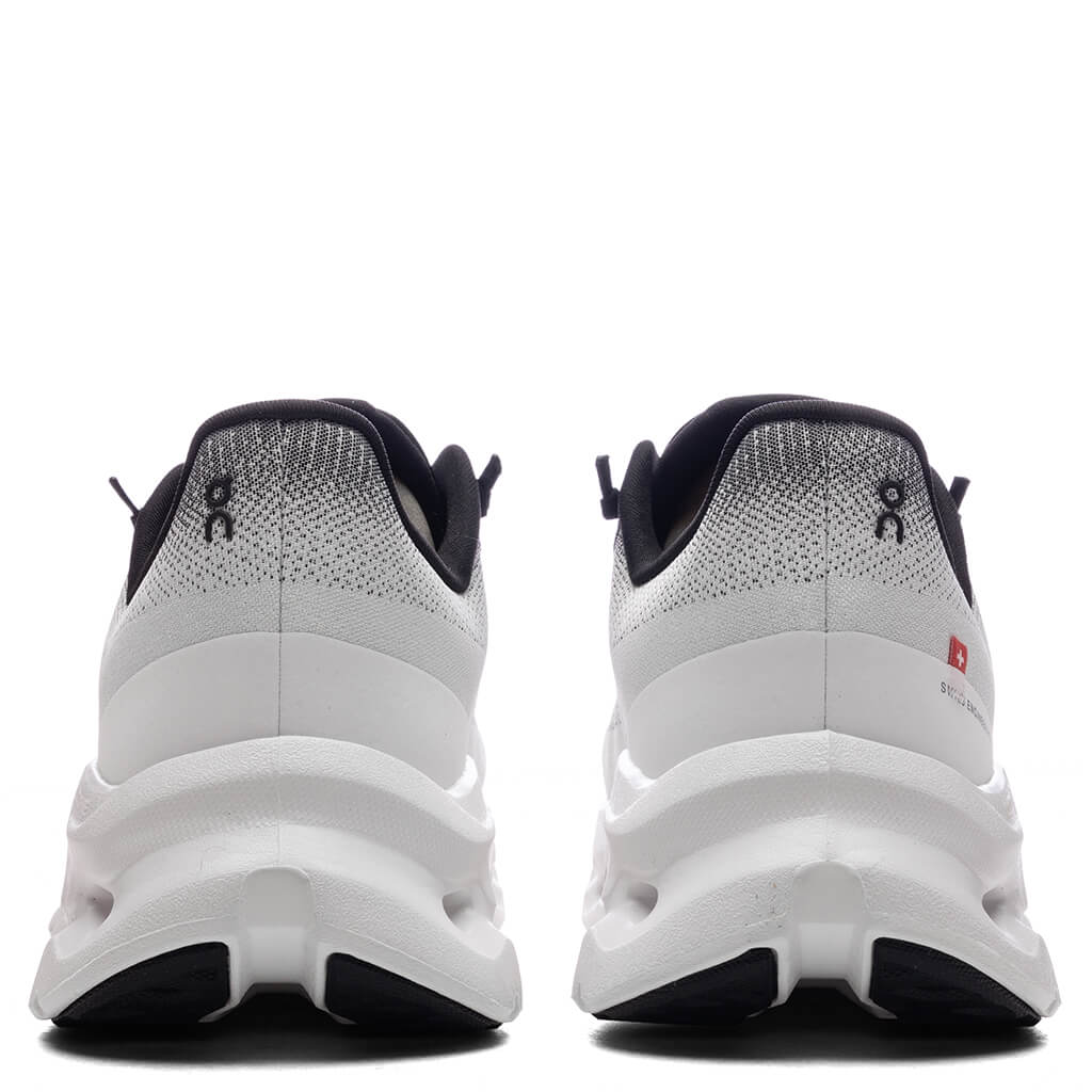 Cloudtilt Black Ivory