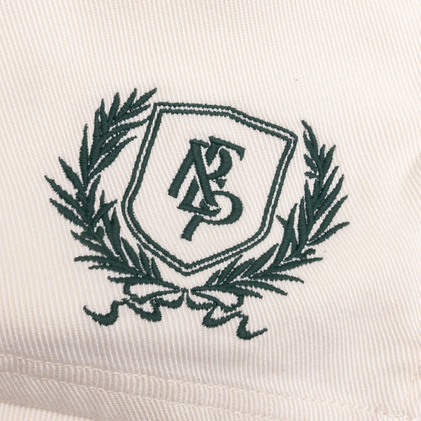 Crest Short Antique White