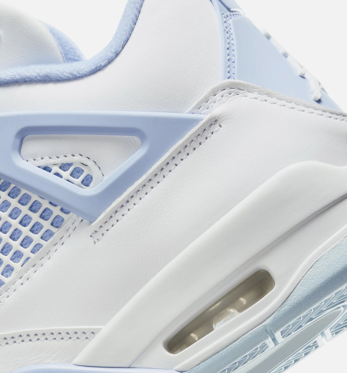 Air Jordan 4 Retro Aluminum Womens Lifestyle Shoe White Aluminum Blue Tint Oil Green
