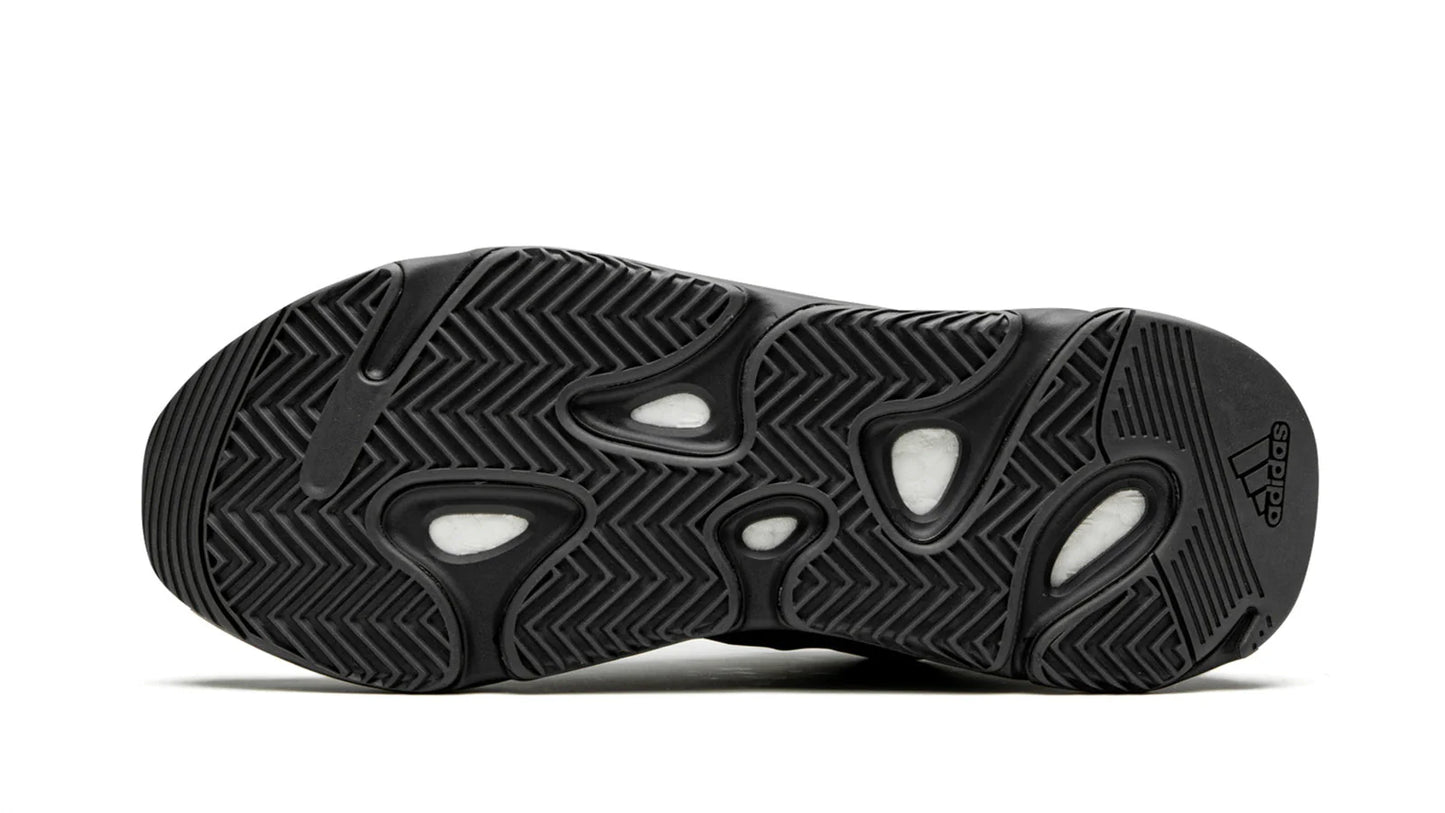 YEEZY BOOST 700 MNVN Triple Black