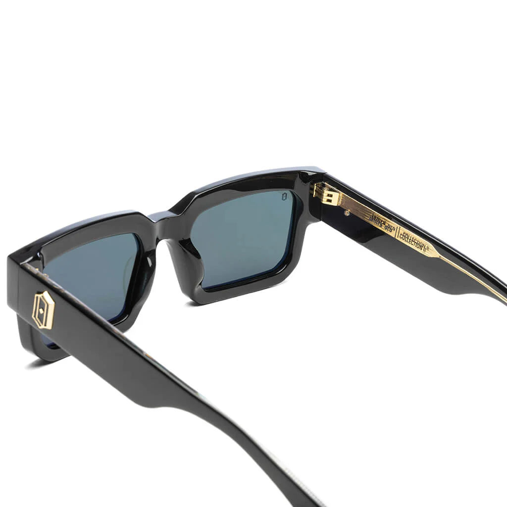 Titan Black