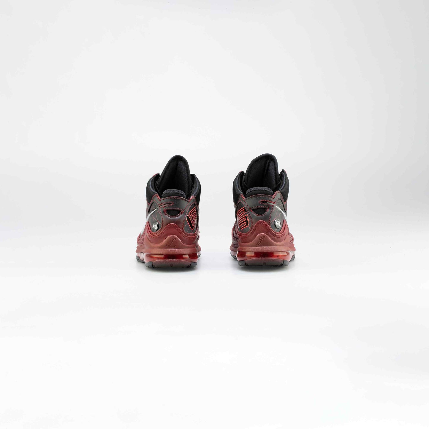 Lebron 7 Christmas Mens Basketball Shoe Red Silver Black