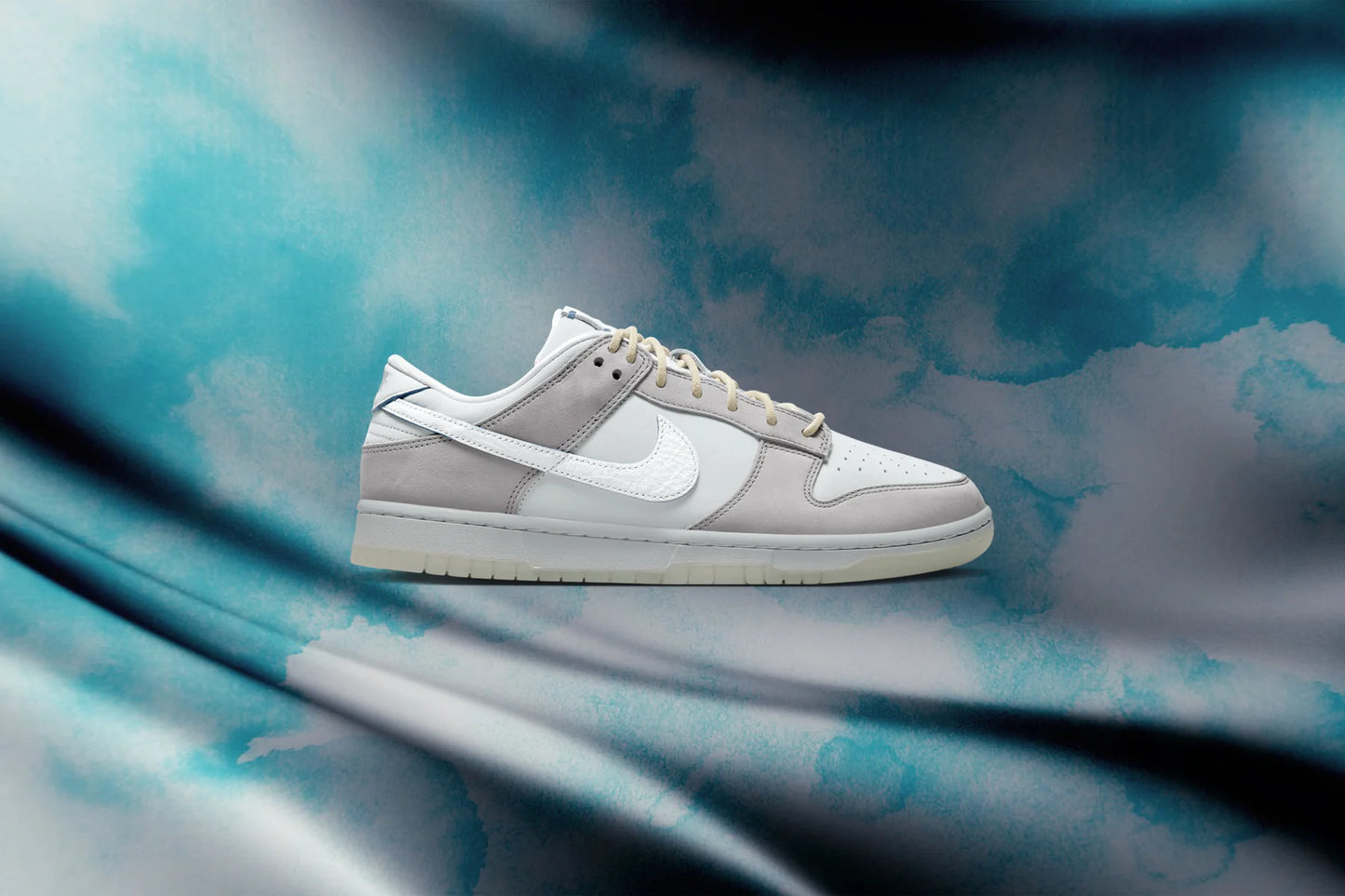 Dunk Low Pure Platinum Wolf Grey Old Royal