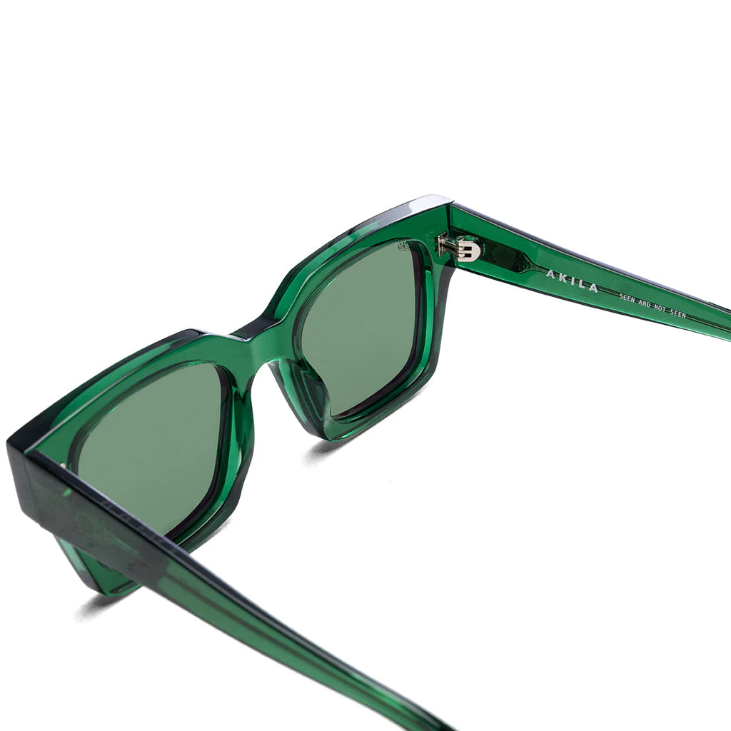 Aura Green Green