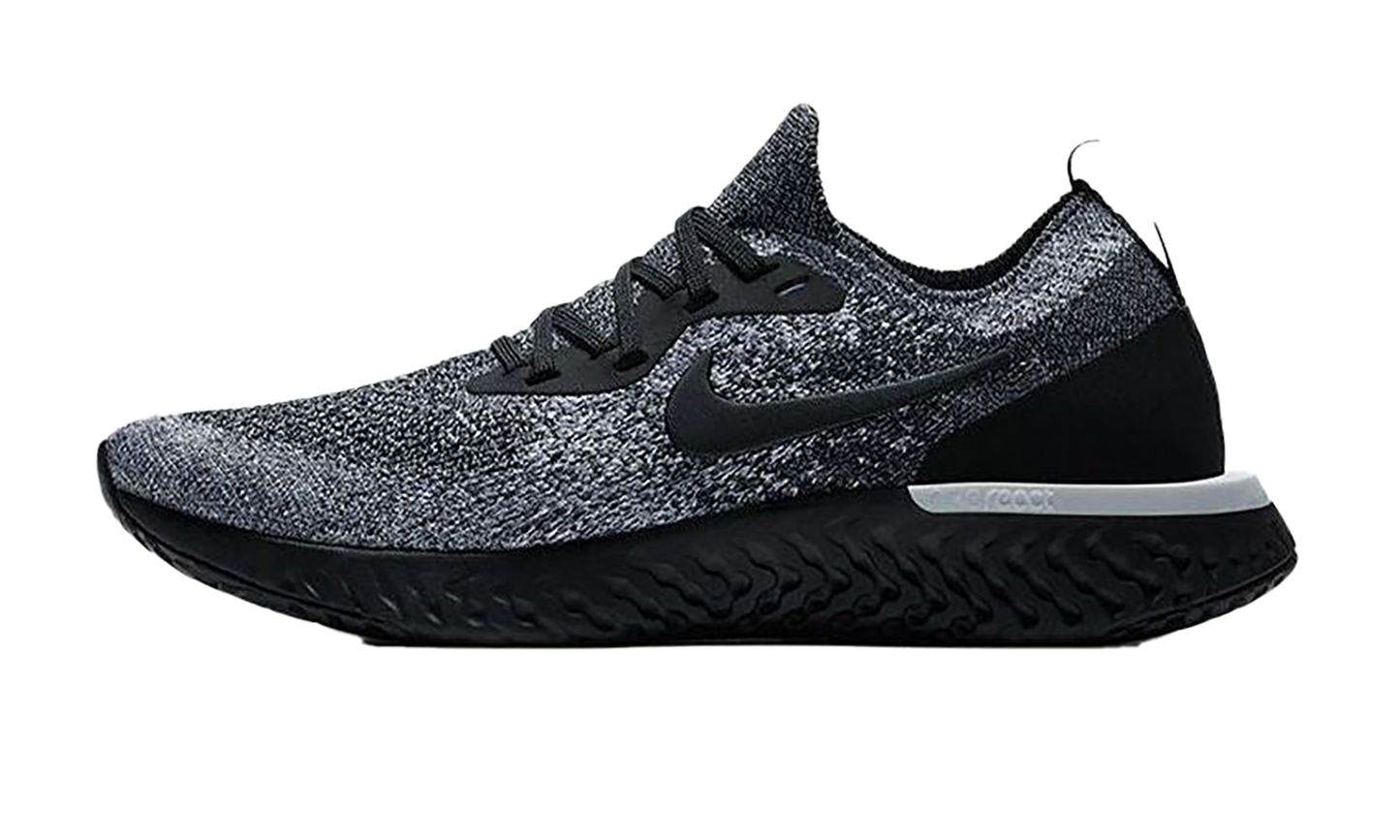 Epic React Flyknit Wmns"Oreo" AQ0070 011