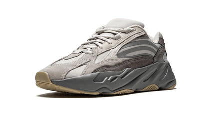 YEEZY BOOST 700 V2 Tephra