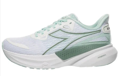 Womens Diadora Nucleo 2