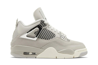 Wmns Jordan 4 Retro Frozen Moments