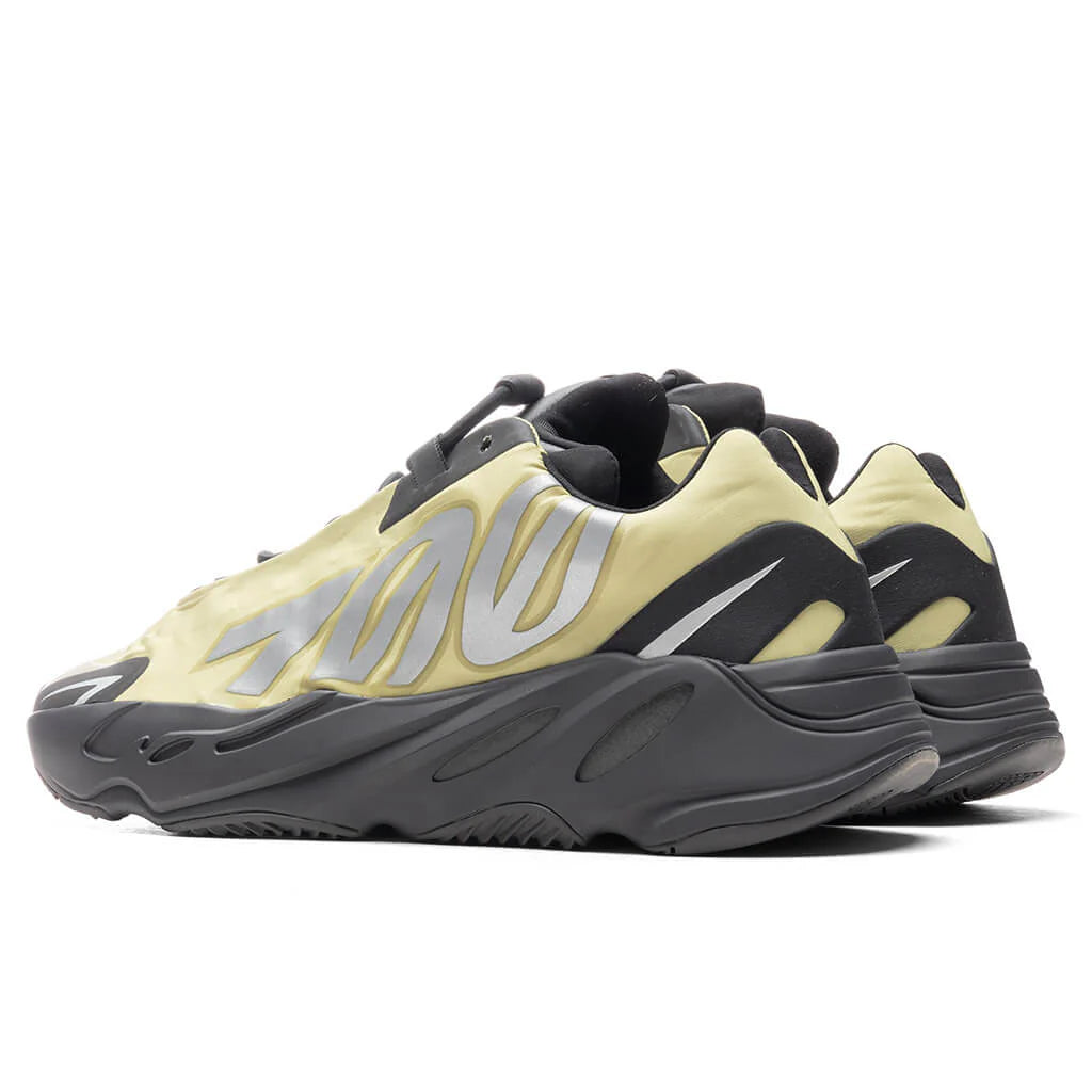 Yeezy 700 MNVN Resin