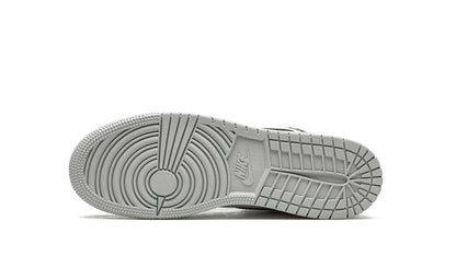 Air Jordan 1 Retro High OG Stage Haze