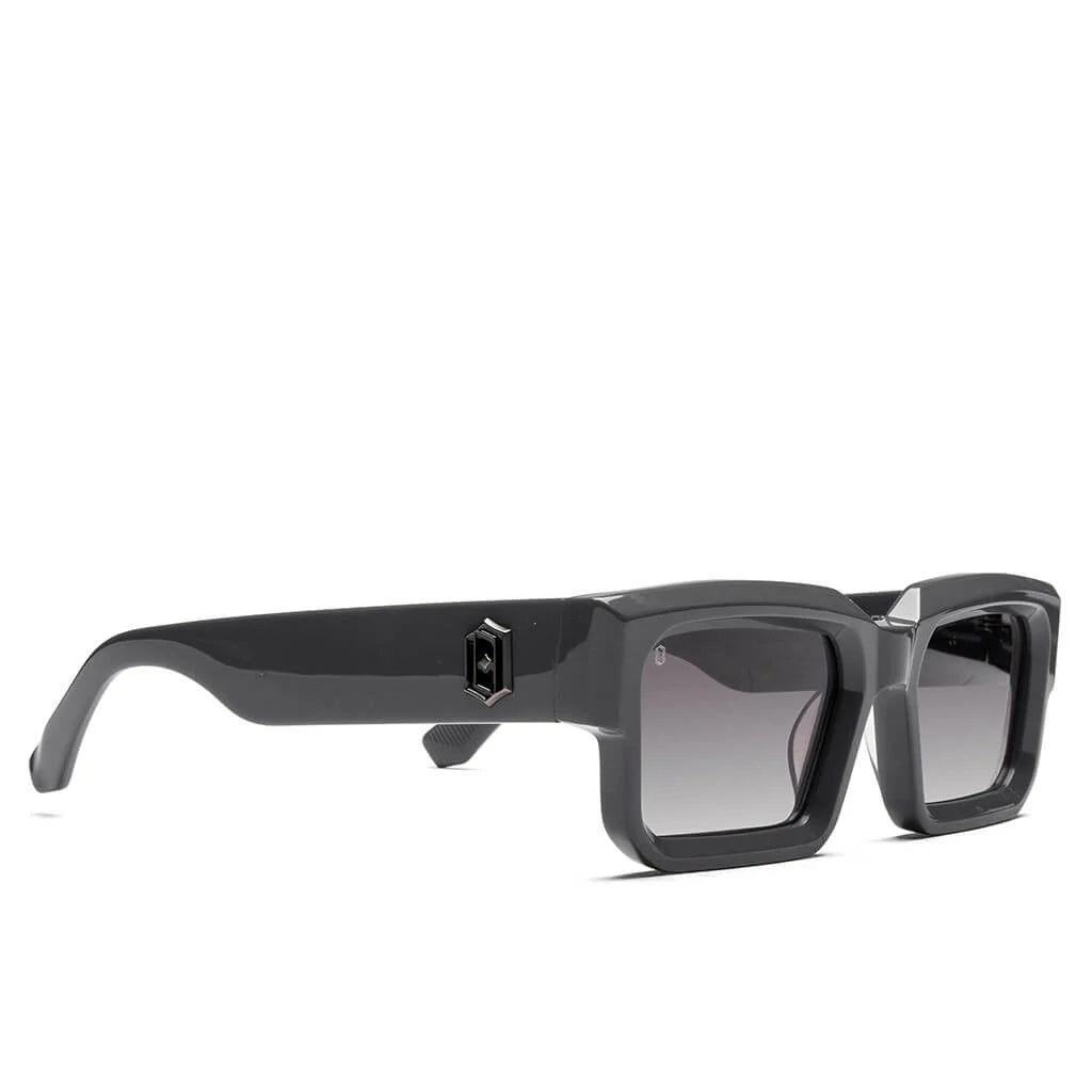 Titan Storm Grey