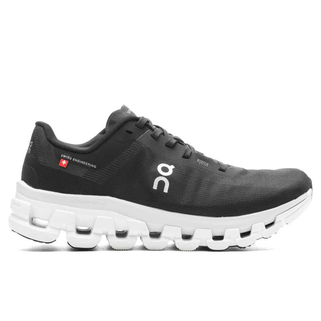 Womens Cloudflow 4 Black White