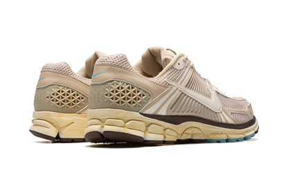 VOMERO 5 MNS WMNS"Oatmeal" FB8825 111