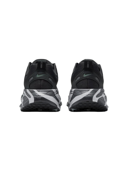 Nike Vomero 18 Mens Shoe