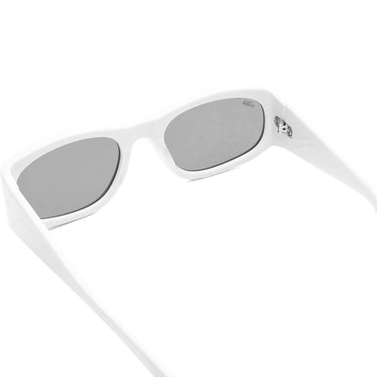 Eazy White Black