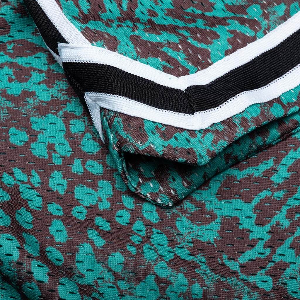 Game Shorts Turquoise Leopard