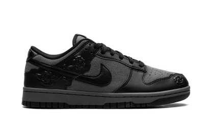 Dunk Low WMNS"Black Roses" HF1986 001