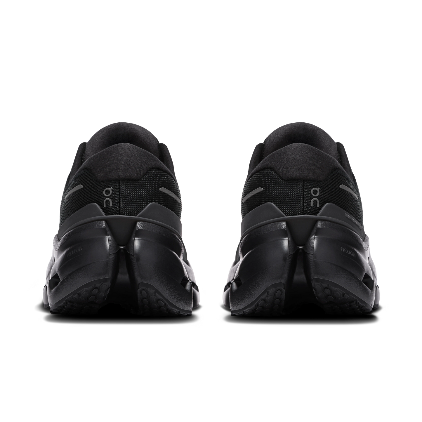 Men's Cloudrunner 3 in Black/Black