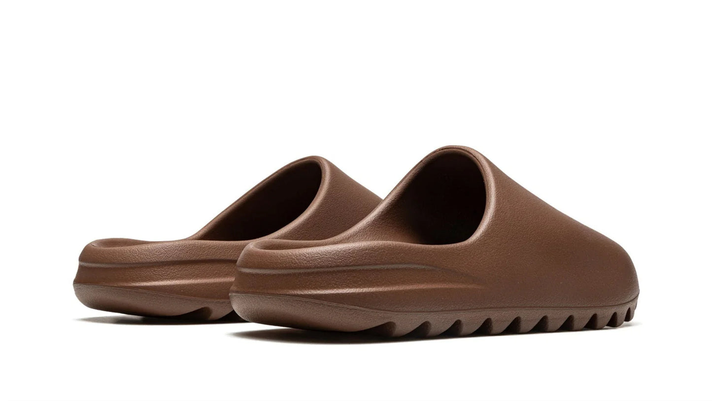 YEEZY SLIDE Core 2021
