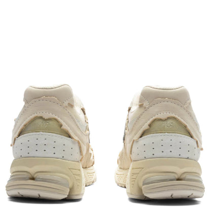 2002RD Sandstone Turtledove Gold Metallic