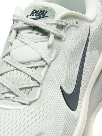 Nike Vomero 18 Mens Shoe