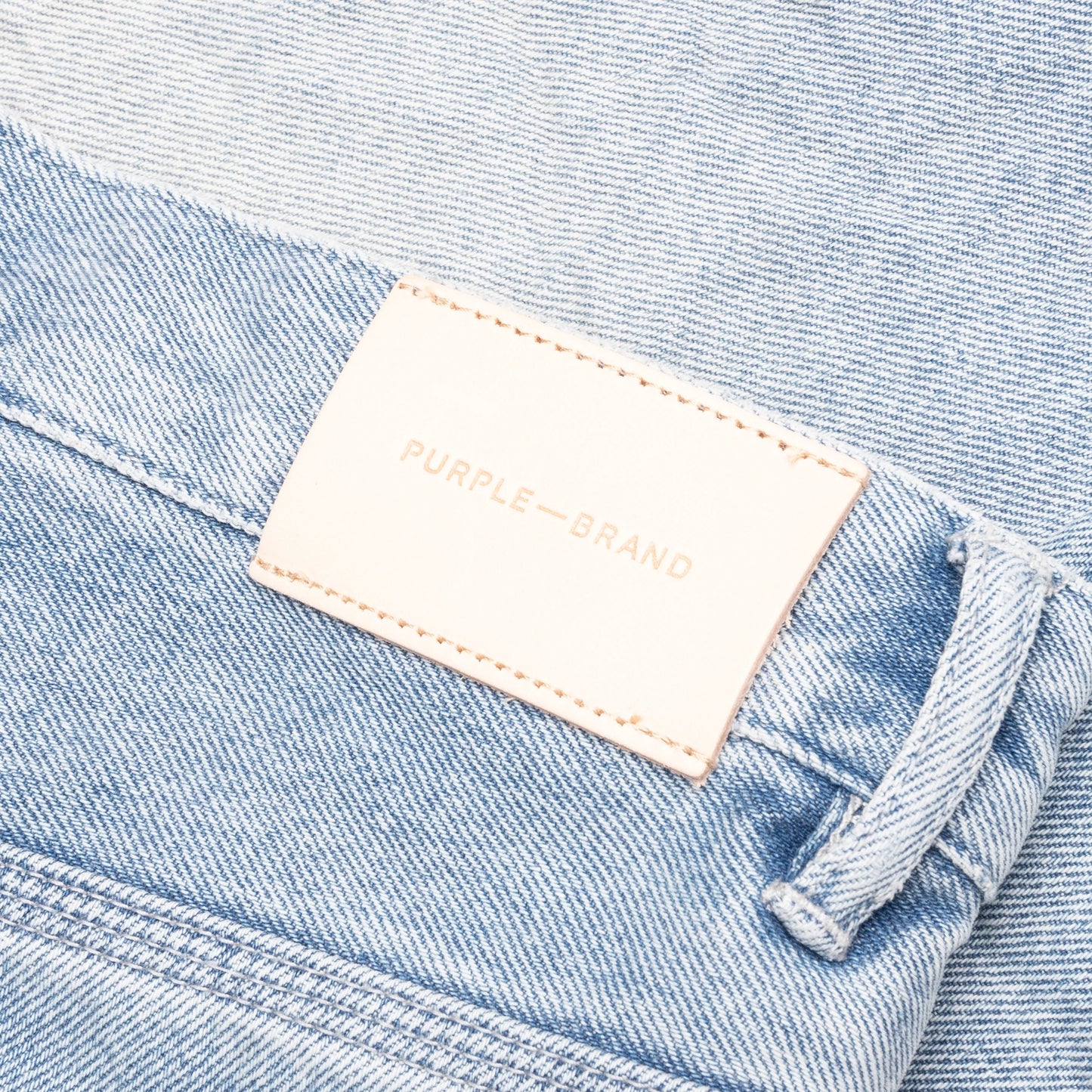 P018 Worn Light Indigo