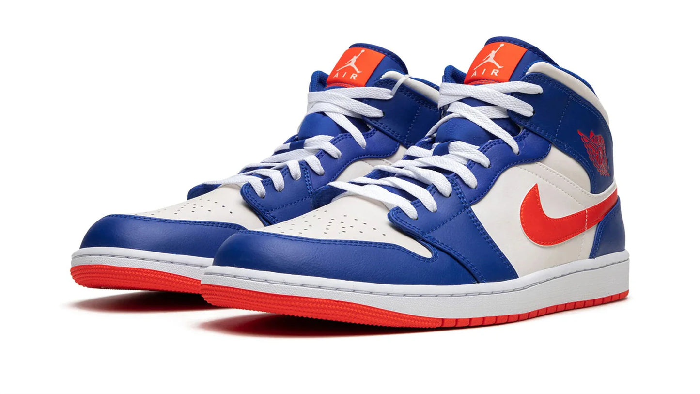 Air Jordan 1 MID Knicks