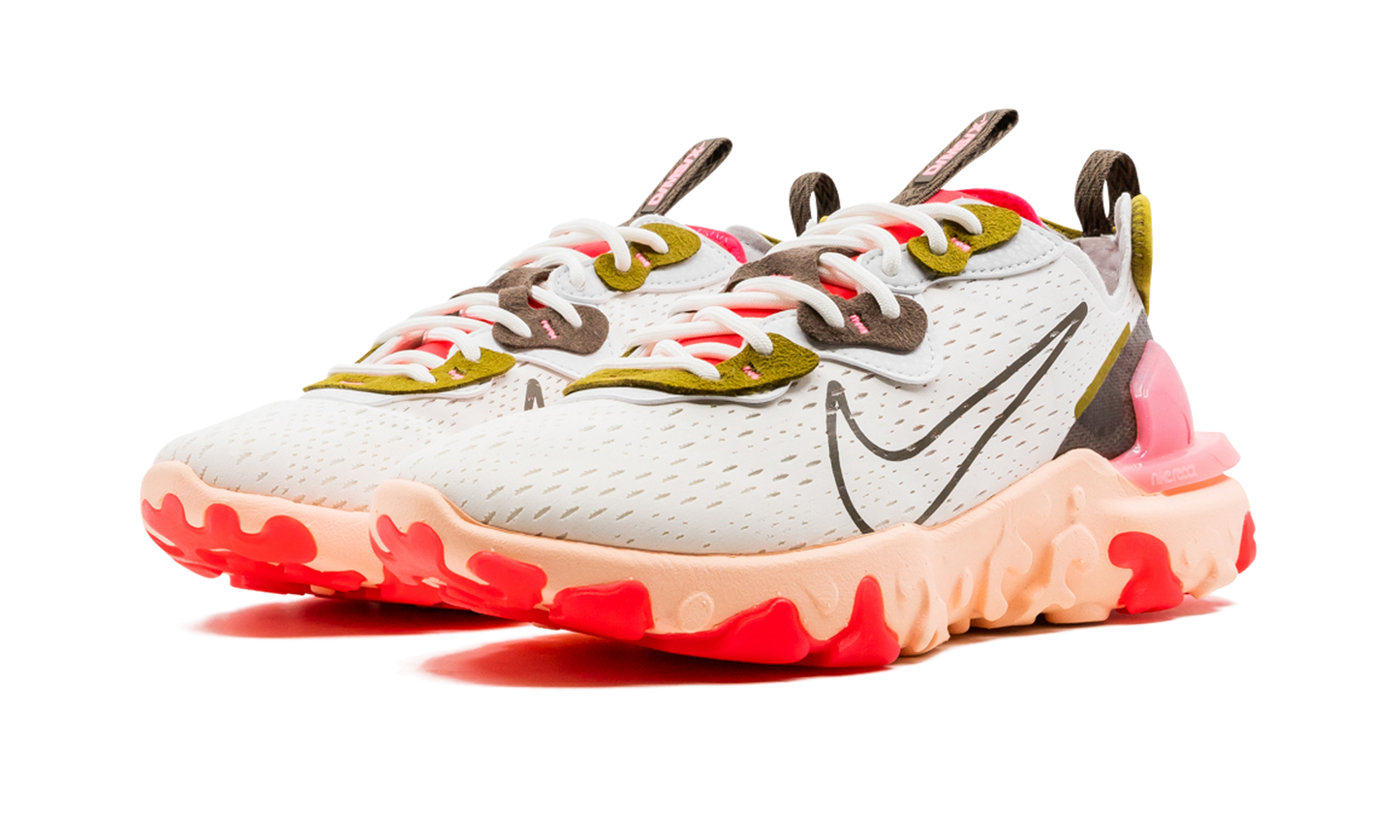 REACT VISION MNS WMNS"Summit White/ Siren Red" CI7523 102