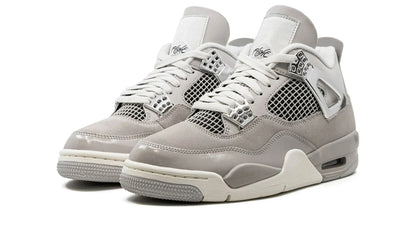 AIR JORDAN 4 WMNS Frozen Moments