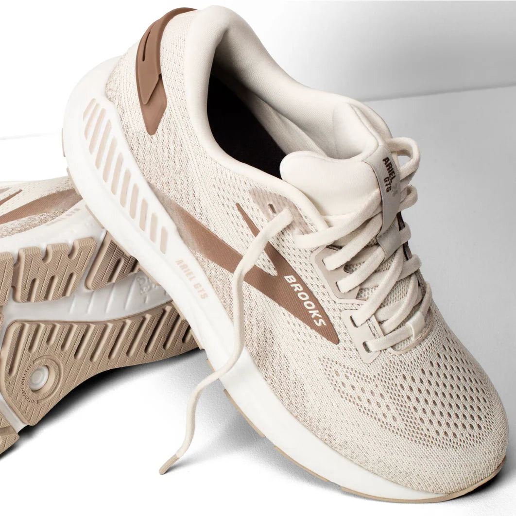 Womens Brooks Ariel GTS 24