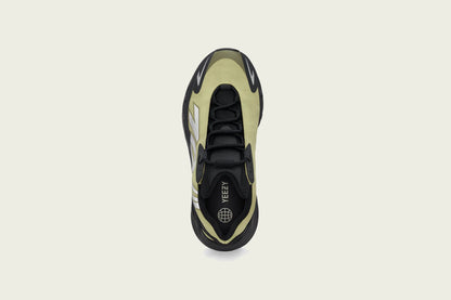 Yeezy 700 MNVN Resin