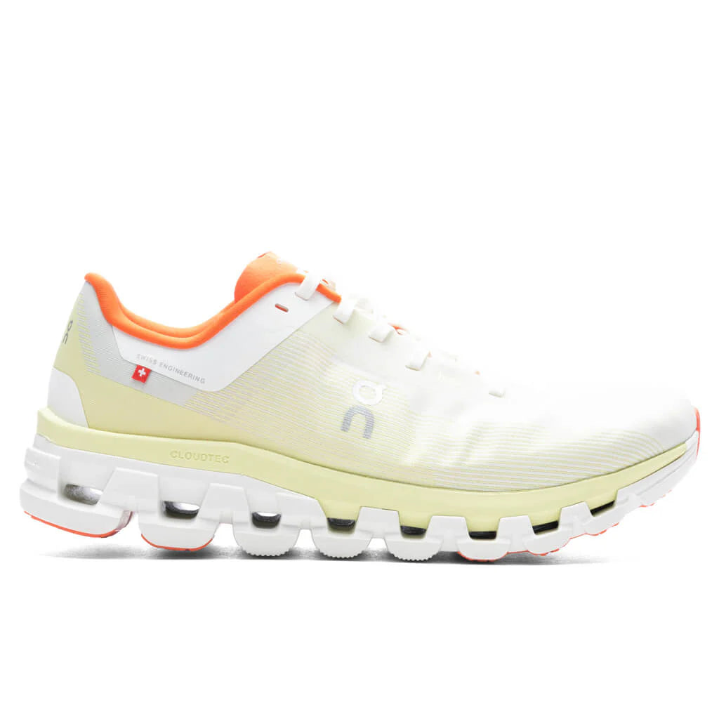 Cloudflow 4 White Hay