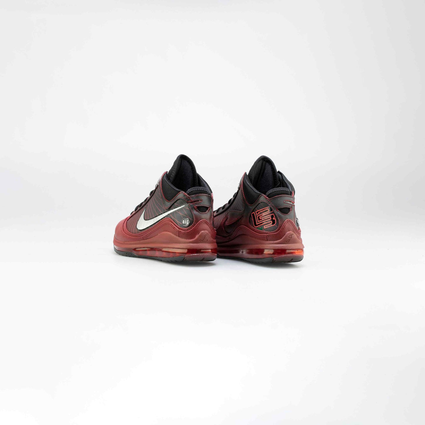 Lebron 7 Christmas Mens Basketball Shoe Red Silver Black
