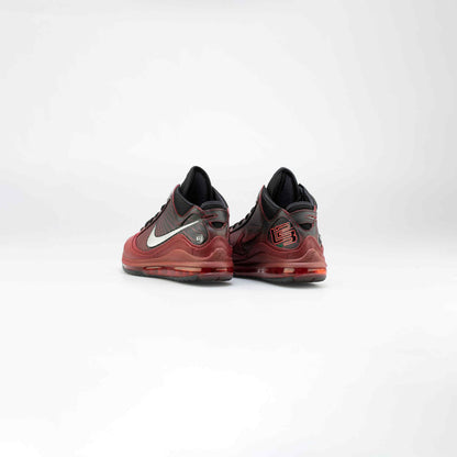 Lebron 7 Christmas Mens Basketball Shoe Red Silver Black