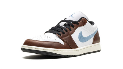 Air Jordan 1 Low SE Embroidered Swoosh Mocha