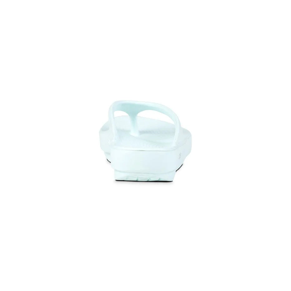 Women's OOlala Thong Sandal in Ice