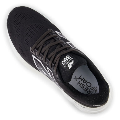 Men's Fresh Foam X 880v15 in Black with NB 103 White and Reflection