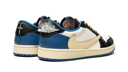 AIR JORDAN 1 LOW OG SP Travis Scott Fragment