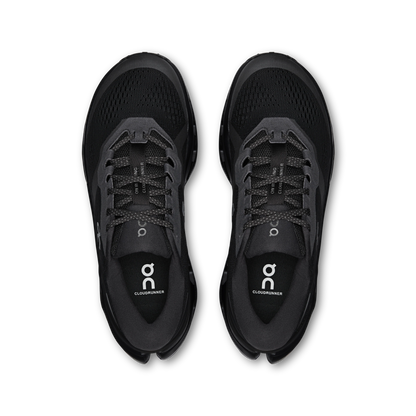 Women's Cloudrunner 3 in Black/Black