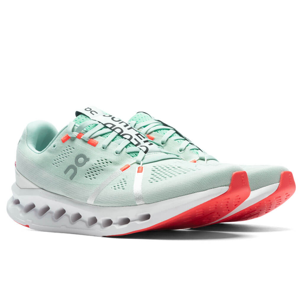 Cloudsurfer Creek White