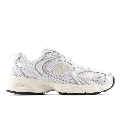Unisex 530 in Silver Metallic with Linen