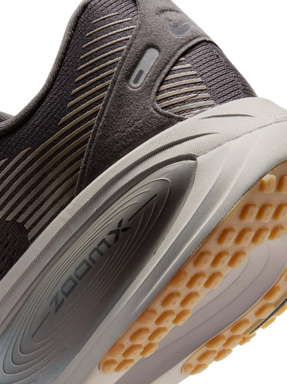 Nike Vomero 18 Mens Shoe