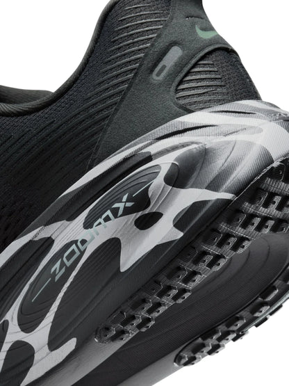 Nike Vomero 18 Mens Shoe