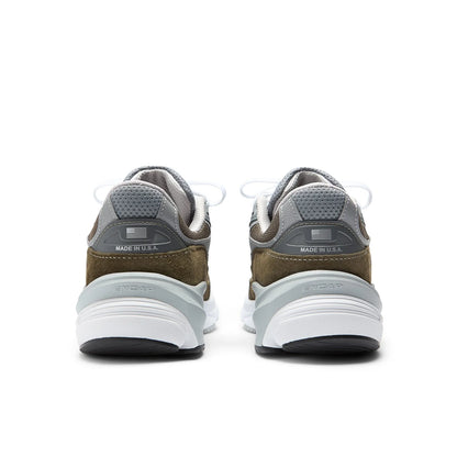 Unisex Made in USA 990v6