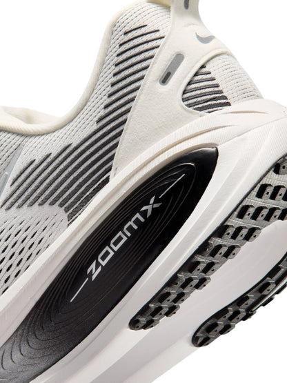 Nike Vomero 18 Mens Shoe