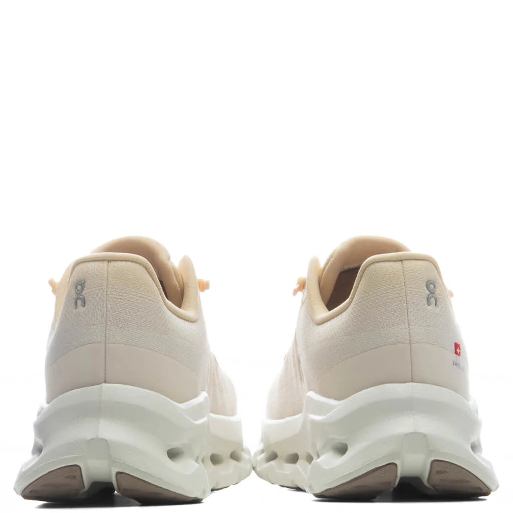 Womens Cloudtilt Blonde Dew