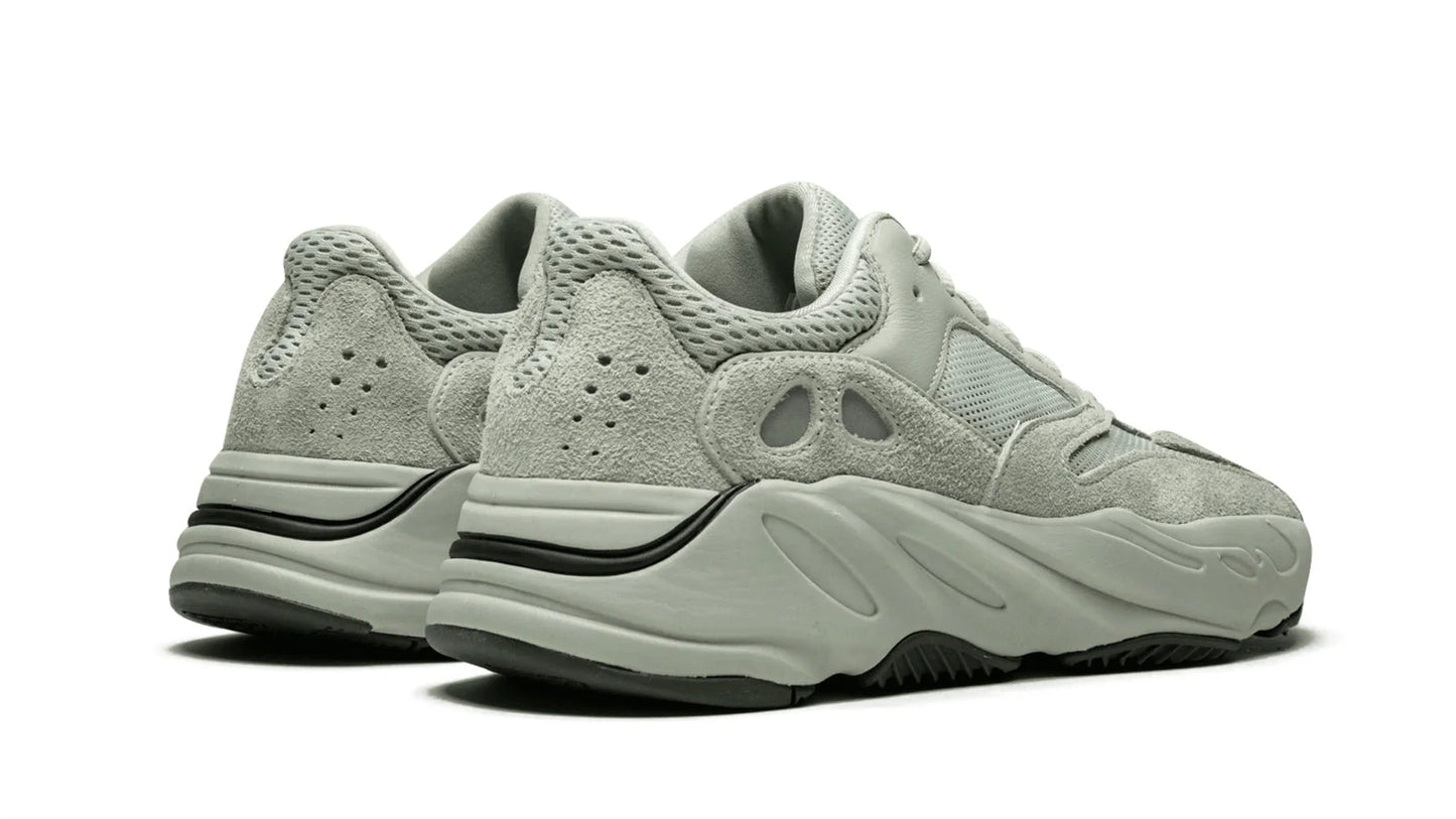 YEEZY BOOST 700 Salt